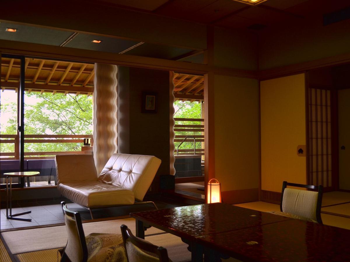 Yamashiro Onsen Midori No Yado Bansyoukaku Otel Kaga  Dış mekan fotoğraf