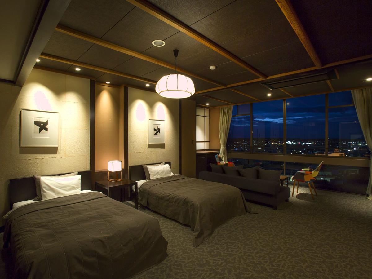 Yamashiro Onsen Midori No Yado Bansyoukaku Otel Kaga  Dış mekan fotoğraf
