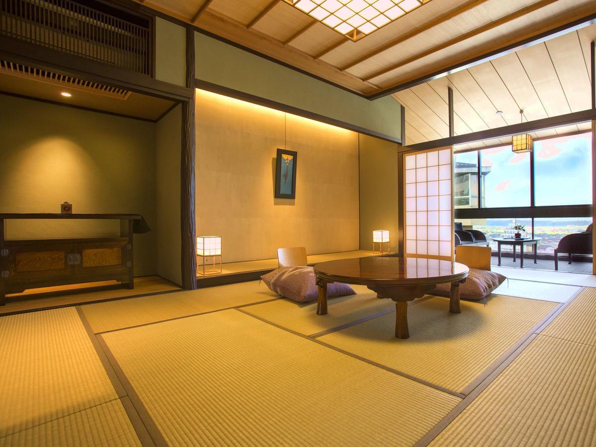 Yamashiro Onsen Midori No Yado Bansyoukaku Otel Kaga  Dış mekan fotoğraf