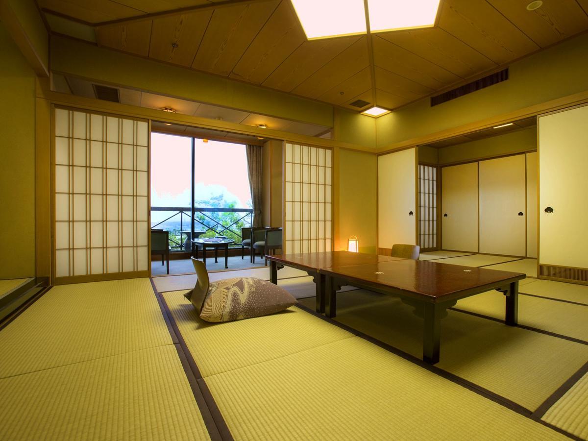 Yamashiro Onsen Midori No Yado Bansyoukaku Otel Kaga  Dış mekan fotoğraf