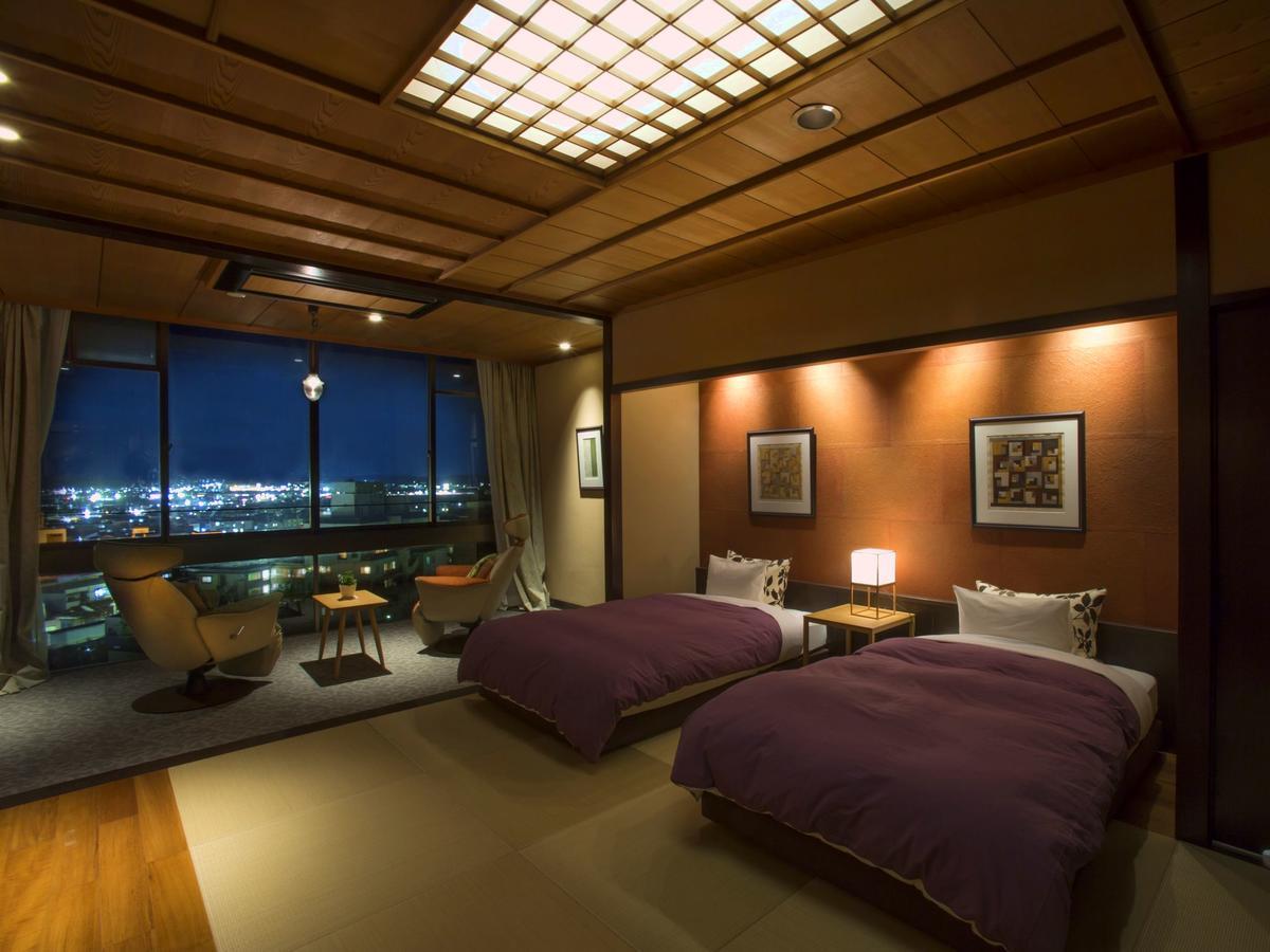 Yamashiro Onsen Midori No Yado Bansyoukaku Otel Kaga  Dış mekan fotoğraf