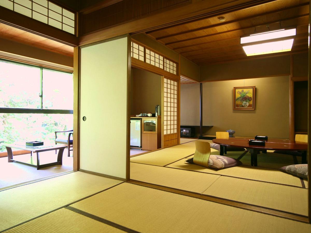 Yamashiro Onsen Midori No Yado Bansyoukaku Otel Kaga  Dış mekan fotoğraf